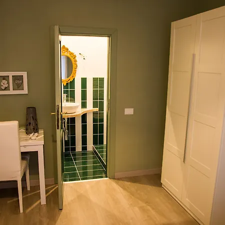 Nannalia Bed and Breakfast 4*