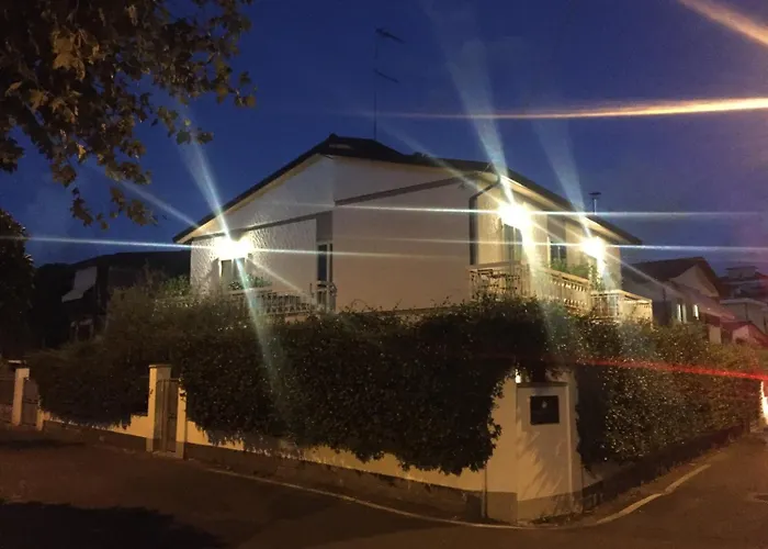 Bed & Breakfast Nannalia Marina Di Carrara